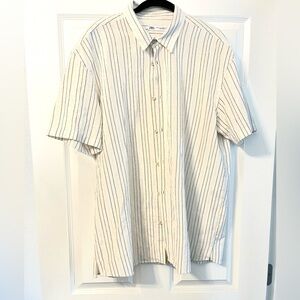 Zara men’s XL cream button down short sleeve shirt